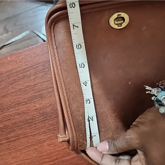 Vintage Coach Shoulder Bag - Picture 7 of 13